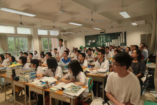 聚焦“雙新”理念，推動(dòng)校本教研4.jpg