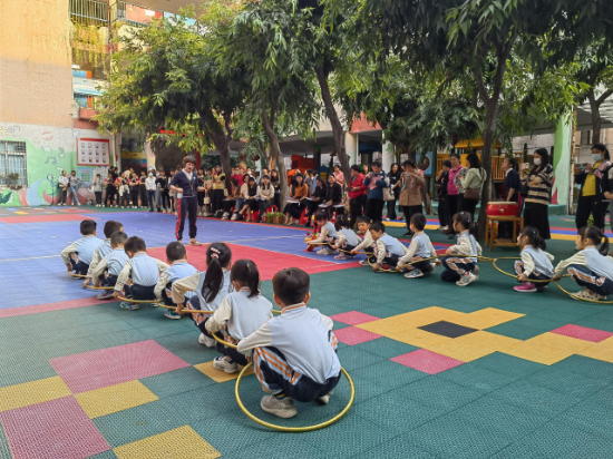 “同”樣主題“異”樣精彩，助推園本教研6.jpg