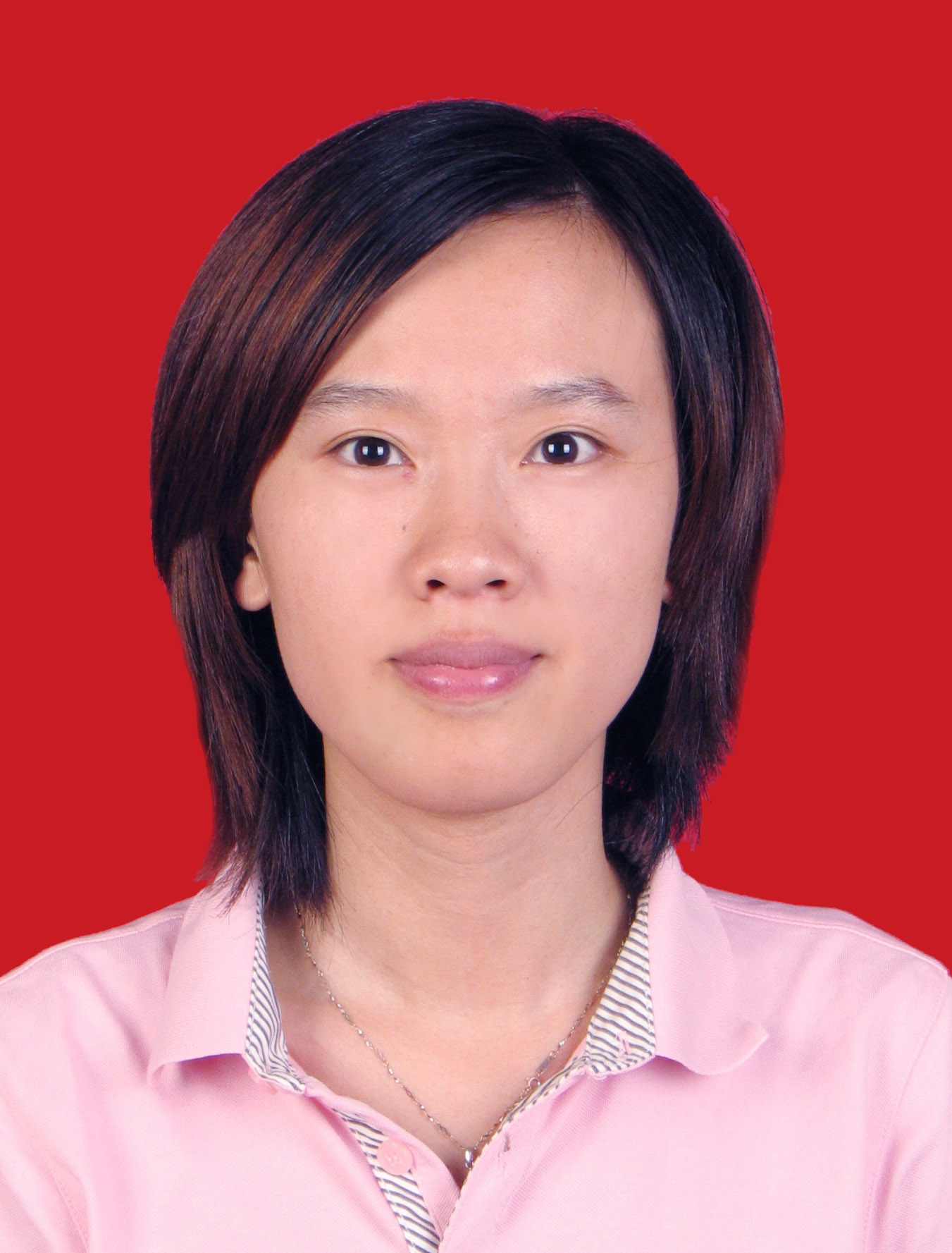 薛瑞玉，職務(wù)：鎮(zhèn)委委員.jpg